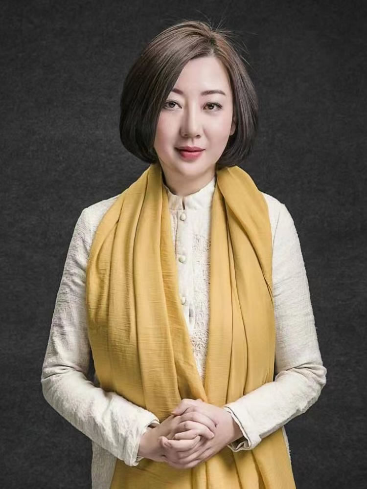 张莉莉